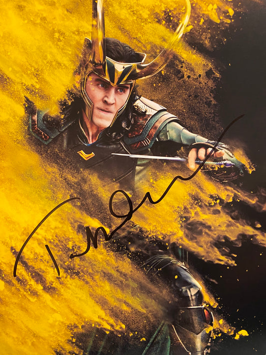 Tom Hiddleston Autographed (Loki) Photo.